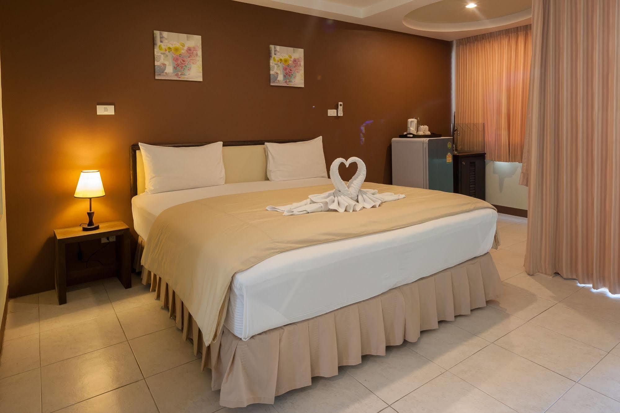 The Right Resort Патая Екстериор снимка